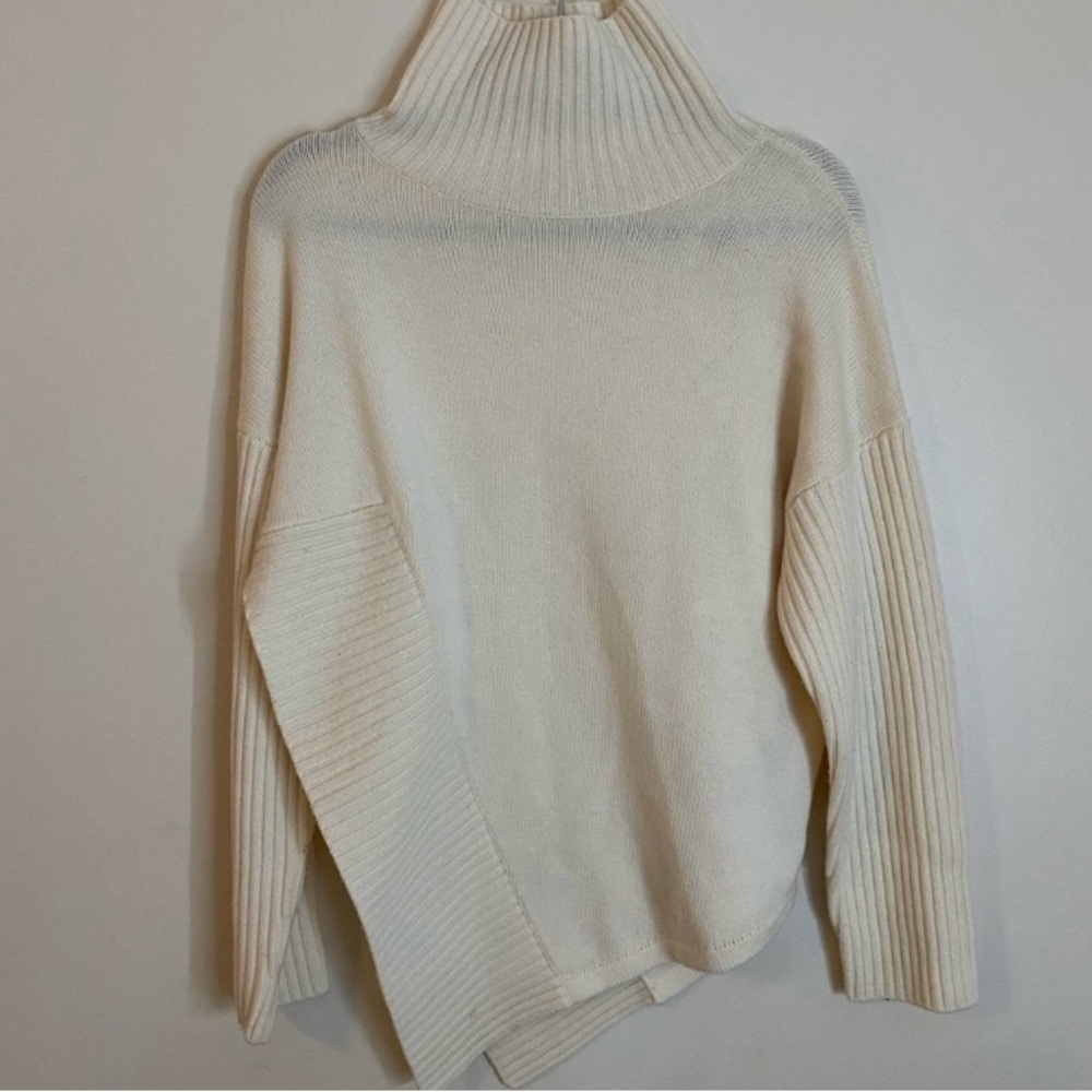 Gentle Herd 100% Wool old money Elegant Cream Turtleneck winter Sweater
